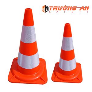 Cọc tiêu phảng quang nhựa pvc cao 30cm tiêu chuẩn CE